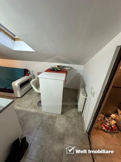 Apartament cu 3 camere semidecomandat, mobilat în Câmpului