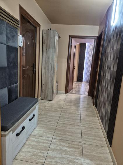 Apartament cu 2 camere decomandat în Independenței