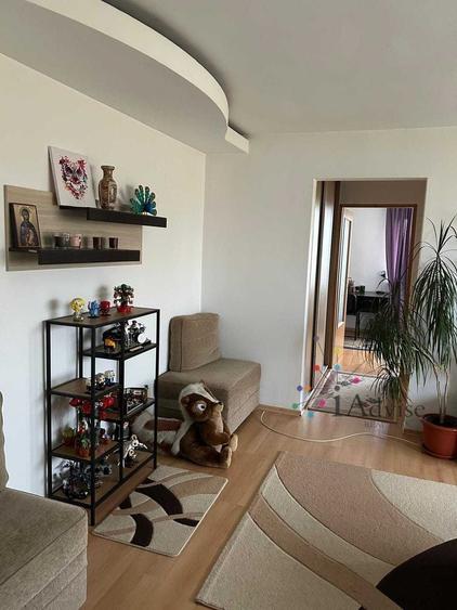 Apartament cu 2 camere semidecomandat, mobilat în Astra