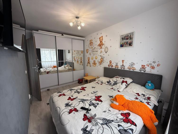 Apartament 3 camere de vanzare, 51 mp utili - 2