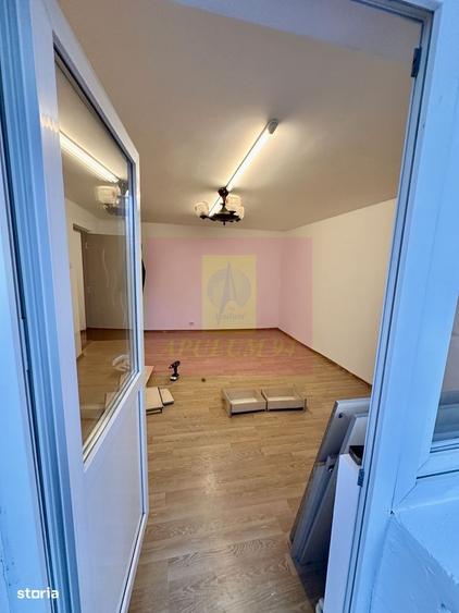 Apartament cu 2 camere decomandat în Sebastian
