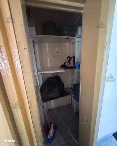 Apartament cu 3 camere în Uiești