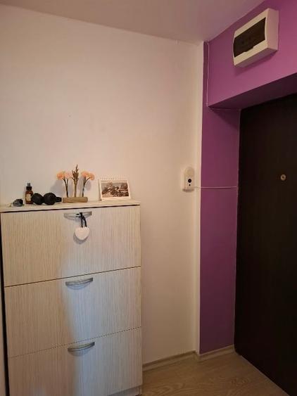 Apartament cu 2 camere decomandat, mobilat în Energia