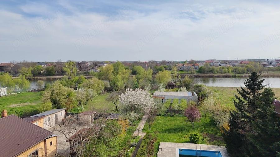 Casă cu 8 camere cu Teren 2600 Mp în Ștefăneștii de Sus