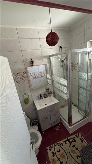 Apartament cu 2 camere nedecomandat, mobilat în Aeroport