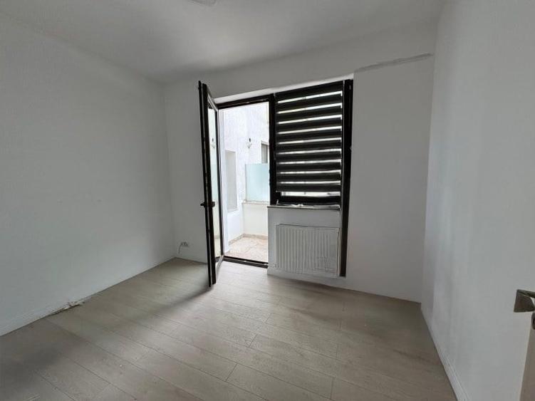 Apartament cu 4 camere în Dorobanți