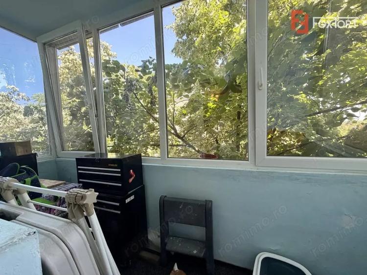 Apartament cu 2 camere decomandat în Lipovei