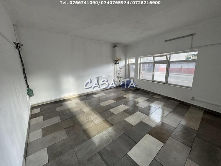 Spațiu comercial, de 216 mp, în Nord