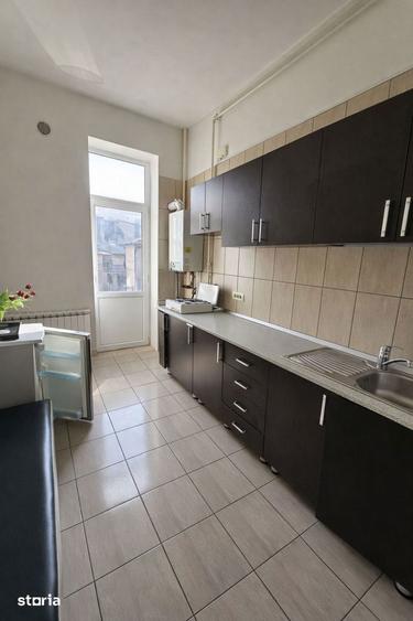 Apartament cu 3 camere în Cotroceni