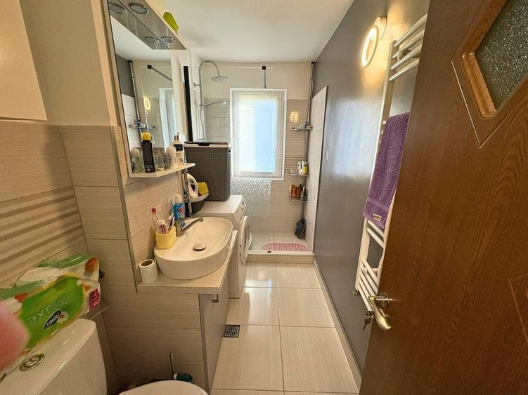 Apartament 2 camere decomandat zona Simeria (lângă piața Dolar) - 8