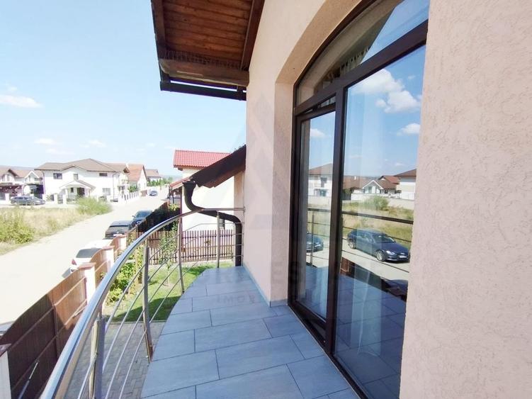Casă individuală cu 4 camere cu Canalizare în Arhitecților - Calea Cisnădiei