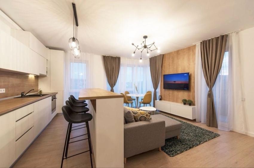 Apartament cu 3 camere decomandat în Exterior Vest