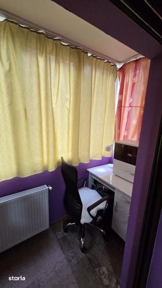Apartament cu 3 camere decomandat în Micro 16