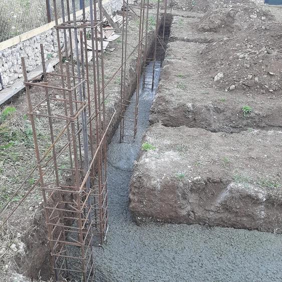 Casă cu Teren 500 Mp în Central