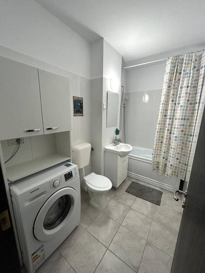 Apartament cu 2 camere decomandat în Exterior Vest