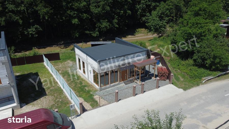 Casă cu 1 camere cu Teren 220 Mp în Băiculești