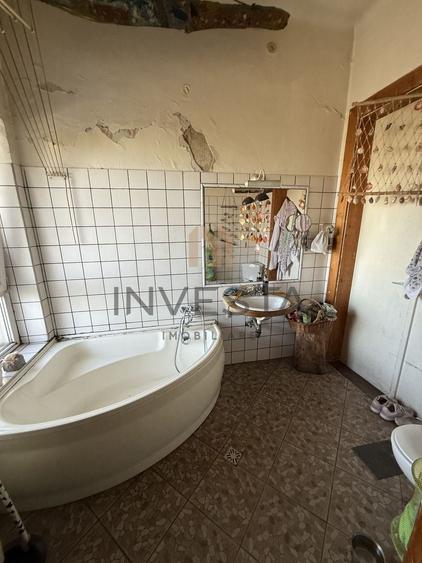 Duplex cu 3 camere cu Canalizare în Andrei Mureșanu