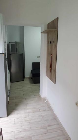 Garsonieră decomandată în Astra