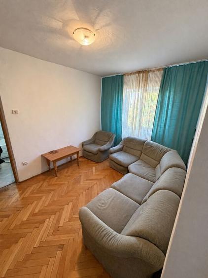 Apartament cu 2 camere semidecomandat în Central