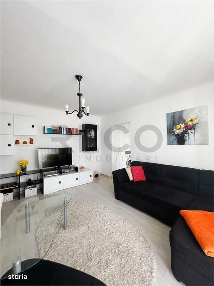 Apartament cu 3 camere semidecomandat în Nufărul — fotografia 2