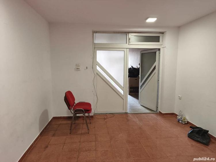 Spațiu comercial, de 30 mp, în Braytim