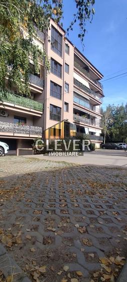 Apartament cu 2 camere semidecomandat, mobilat în Dobroești