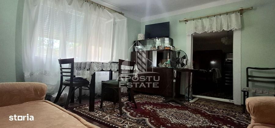 Casă cu 4 camere cu Teren 360 Mp în Micălaca