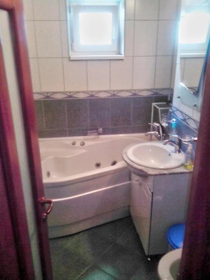 Apartament 3 camere Privighetorii et.1 - 9