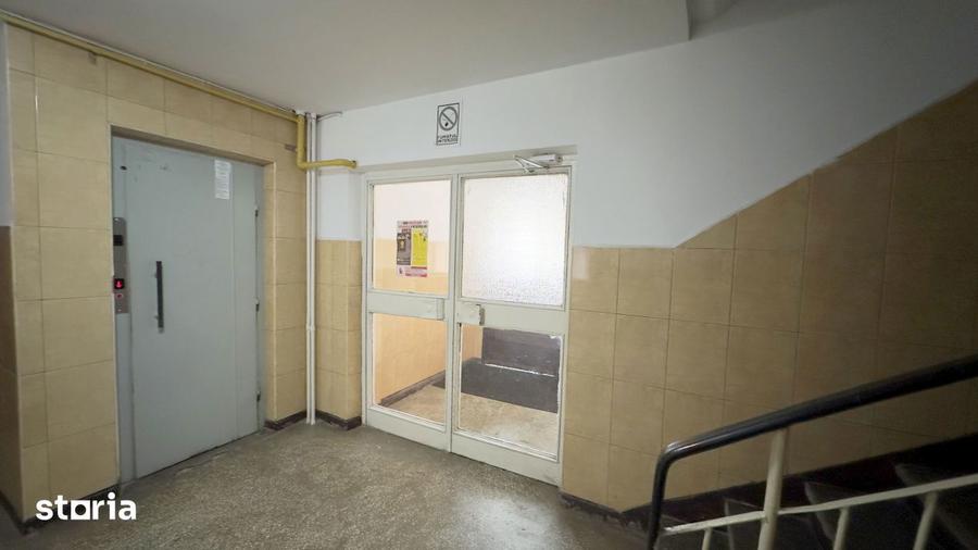 Apartament cu 3 camere decomandat, mobilat în Vitan