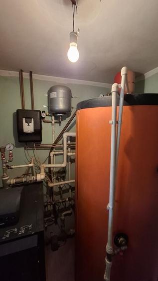 Casă cu 3 camere în Hanu Conachi