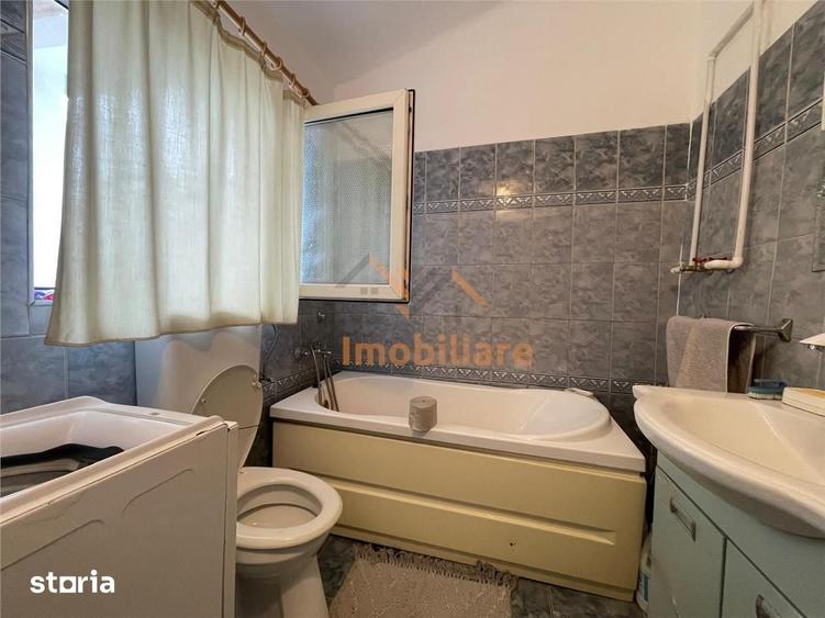 Casă cu 4 camere cu Teren 1439 Mp în Iorga