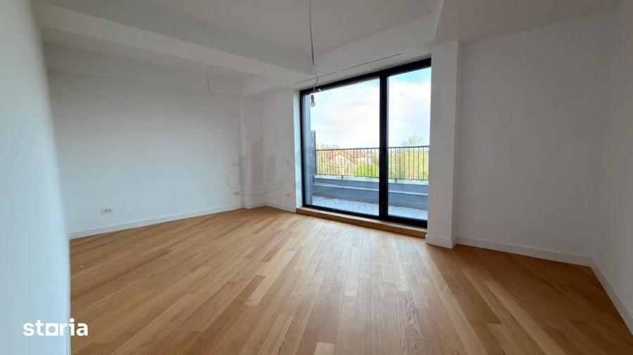 Apartament cu 4 camere decomandat în Nord