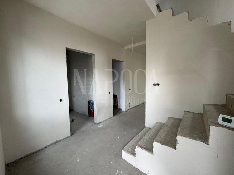 Duplex cu 4 camere cu Canalizare în Mănăștur