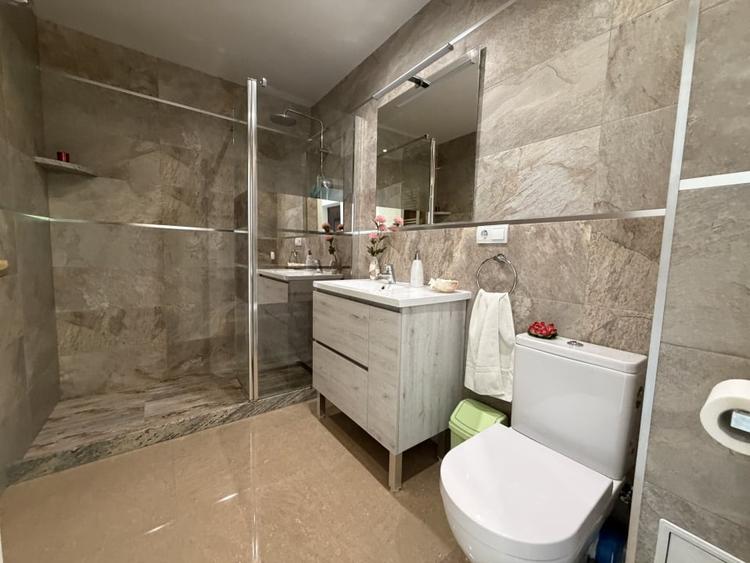 Apartament cu 2 camere decomandat, mobilat în Hotvon