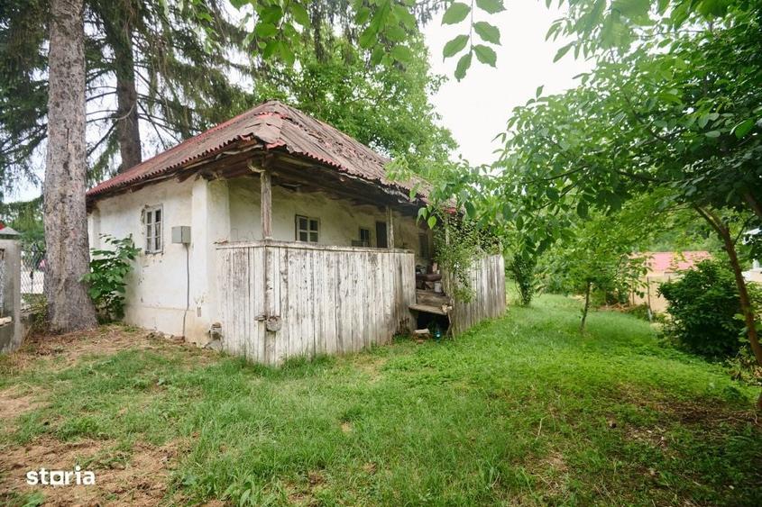 Spațiu comercial, în Moșoaia