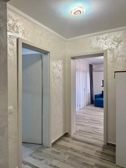 Apartament cu 3 camere decomandat, mobilat în Tractorul