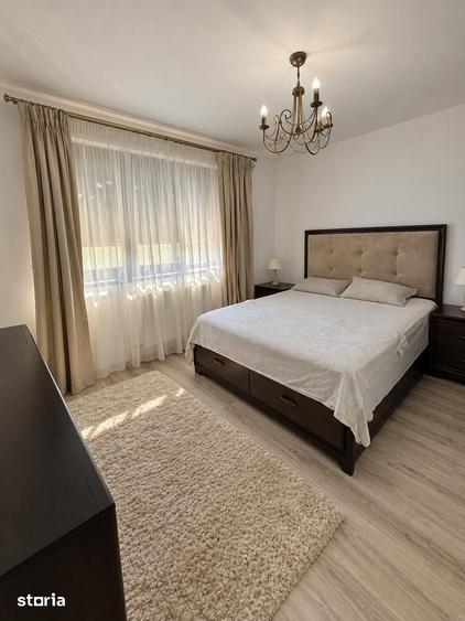 Casă cu 5 camere cu Teren 350 Mp în Central