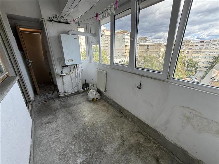 Apartament cu 3 camere decomandat în Ultracentral