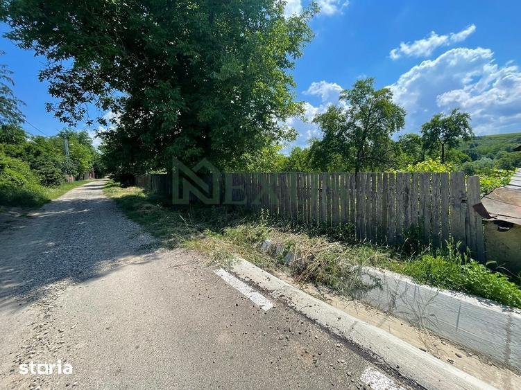Casă cu 2 camere cu Teren 3200 Mp în Traian