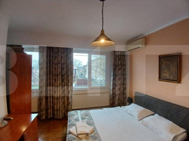 Pensiune 14 camere cu bai proprii si intrari separate, 500 mp, zona Mehala - 7