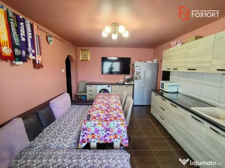 Apartament cu 4 camere în Soarelui