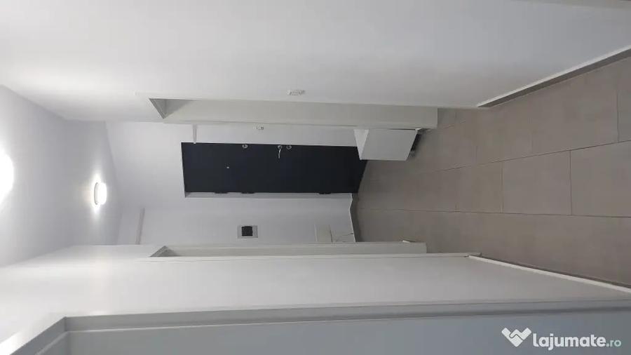 Apartament cu 2 camere decomandat în Valea Adâncă