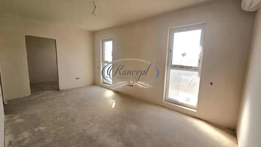 Duplex cu 5 camere cu Canalizare în Dâmbul Rotund