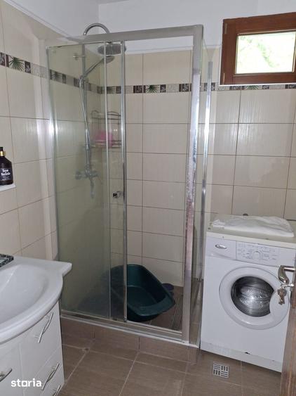Casă cu Teren 1418 Mp în Bazna