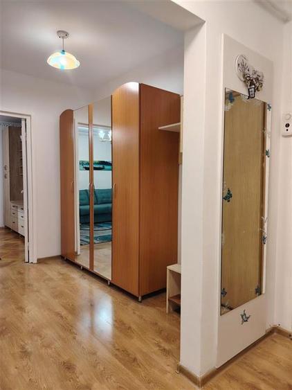 Apartament cu 2 camere decomandat, mobilat în Alexandru cel Bun