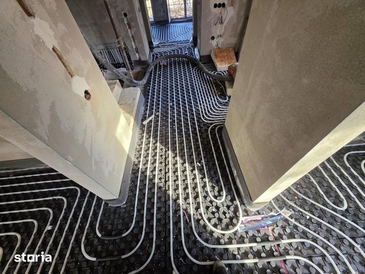 Casă cu 5 camere cu Teren 300 Mp în Central