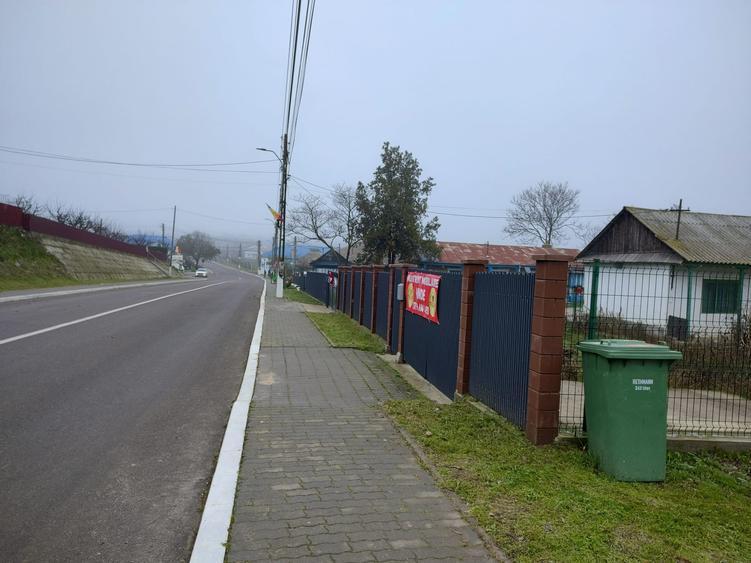 Casă cu 5 camere cu Teren 2400 Mp în Beștepe