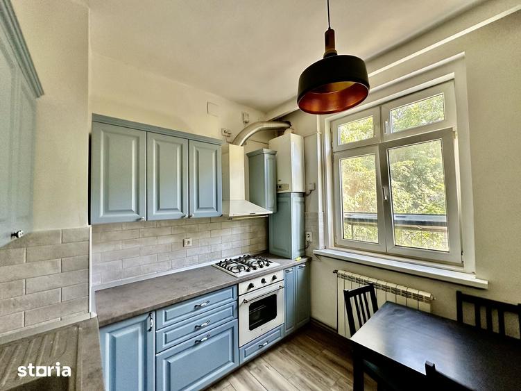 Apartament cu 3 camere în Sud