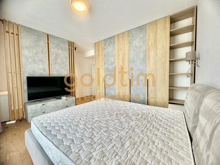 Apartament cu 3 camere semidecomandat, mobilat în Pipera