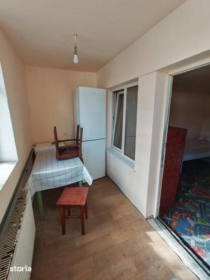 Casă cu 3 camere cu Teren 400 Mp în Mărăști